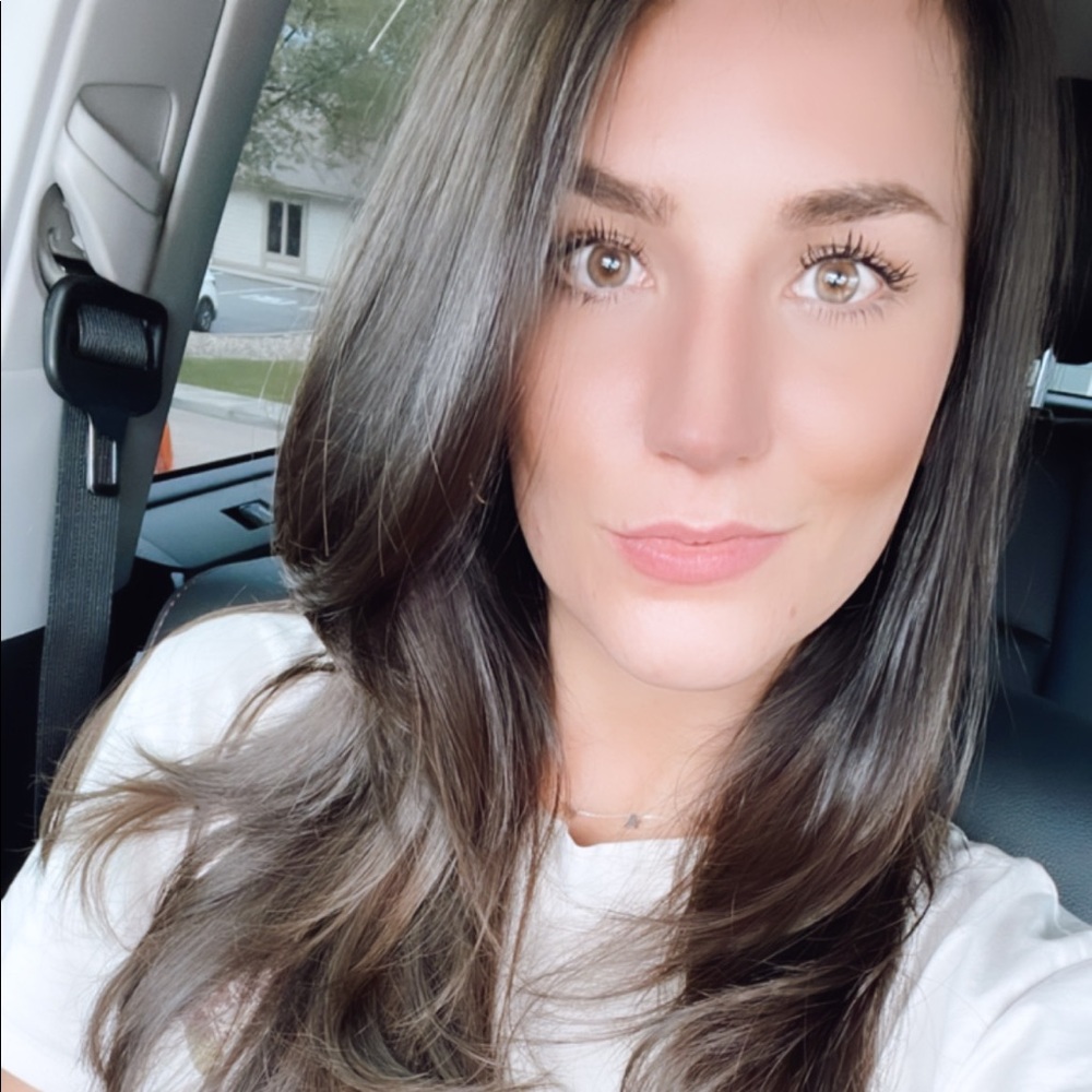 Meet your Posher, Kristen